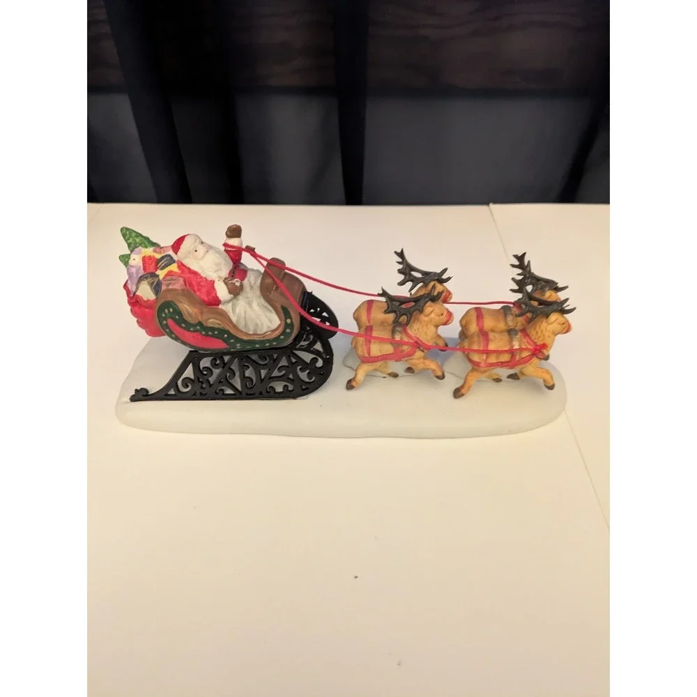 Lemax Santa‎ Sleigh and Reindeer Porcelain Figurine VTG 1995 Village Collection